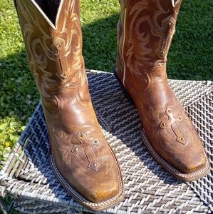 Ariat boots size 7.5B